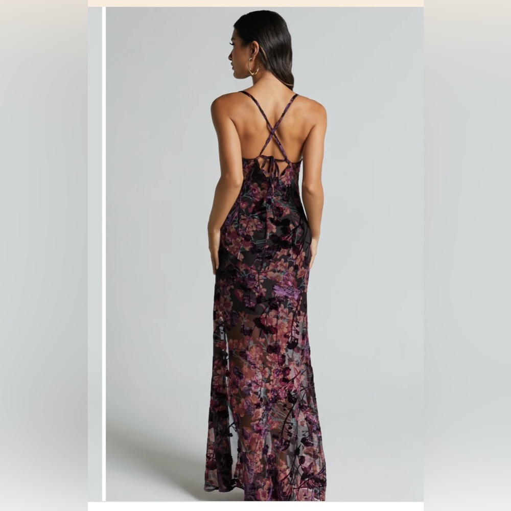 Showpo Aletta cowl neck purple maxi dress. Size 4, great condition - Picture 4 of 5